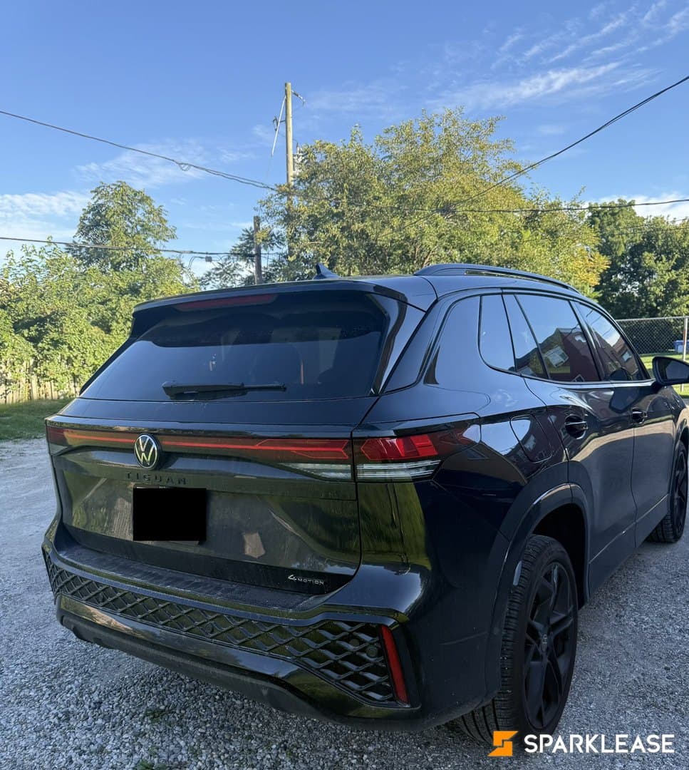 2026 Volkswagen Tiguan Comfortline R-Lin...