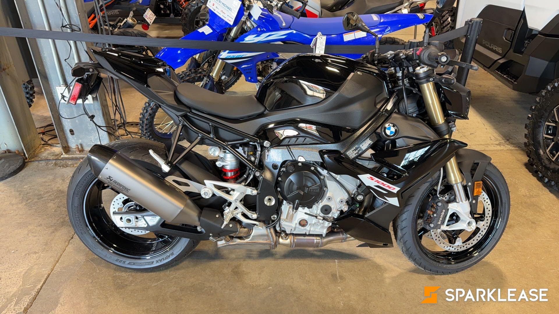 2025 BMW s1000r