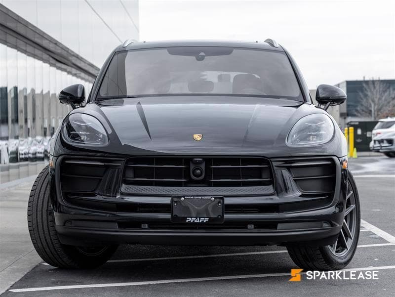 2023 Porsche Macan AWD