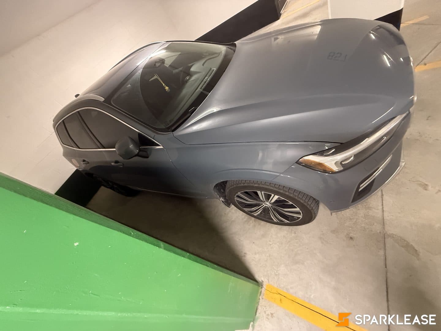 2023 Volvo XC60 B6 AWD Plus Bright Theme