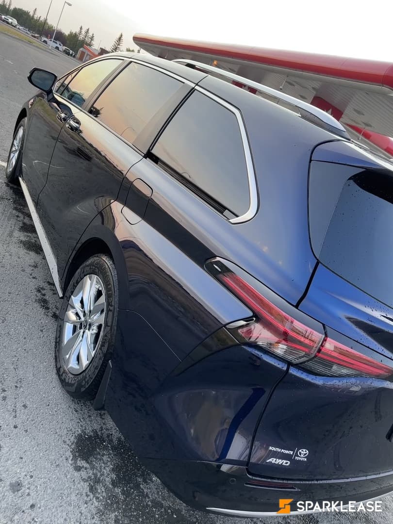 2024 Toyota Sienna Limited 8-Passenger AWD
