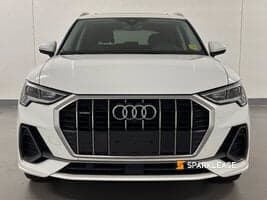 2021 Audi  Q3  Technik 45 TFSI quattro 