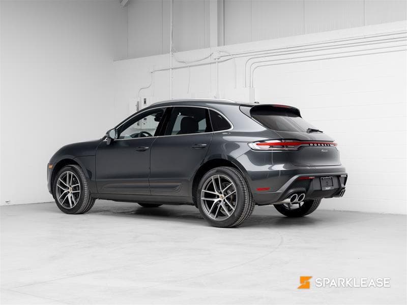 2023 Porsche Macan AWD