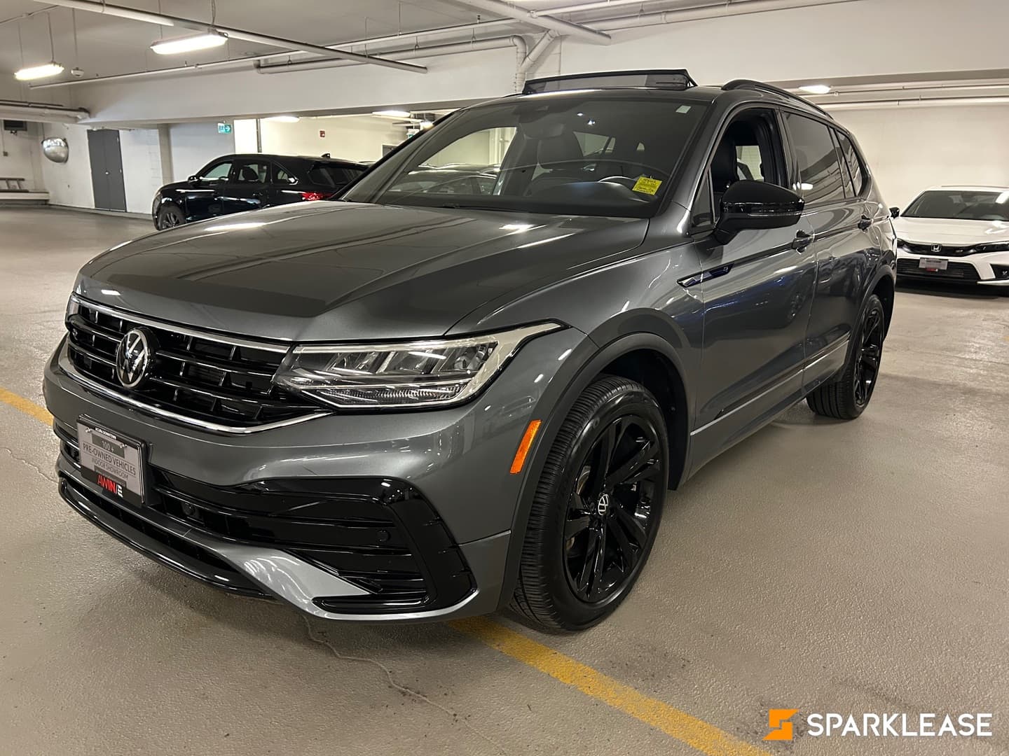 2023 Volkswagen Tiguan Comfortline R-Lin...