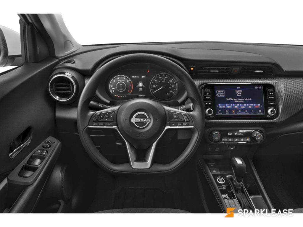 2025 Nissan  Kicks Play  SV FWD 