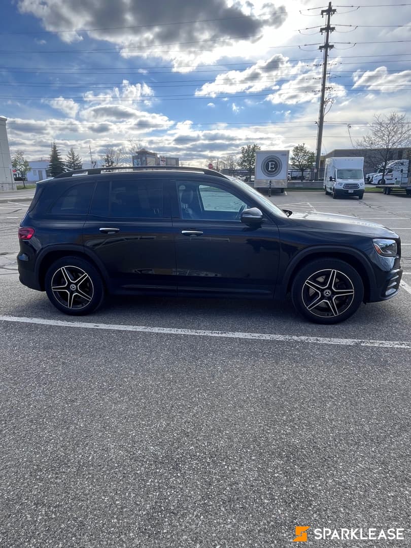 2025 Mercedes-Benz GLB AMG GLB 35 4MATIC SUV