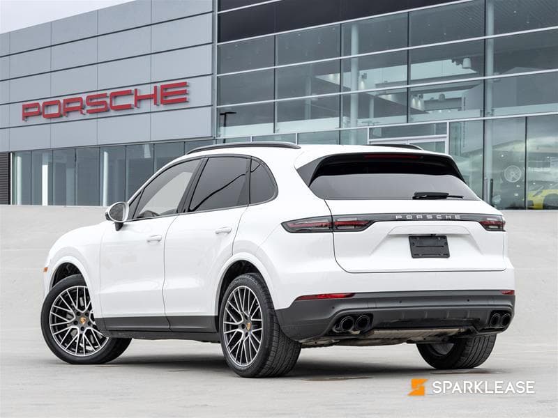 2022 Porsche Cayenne AWD