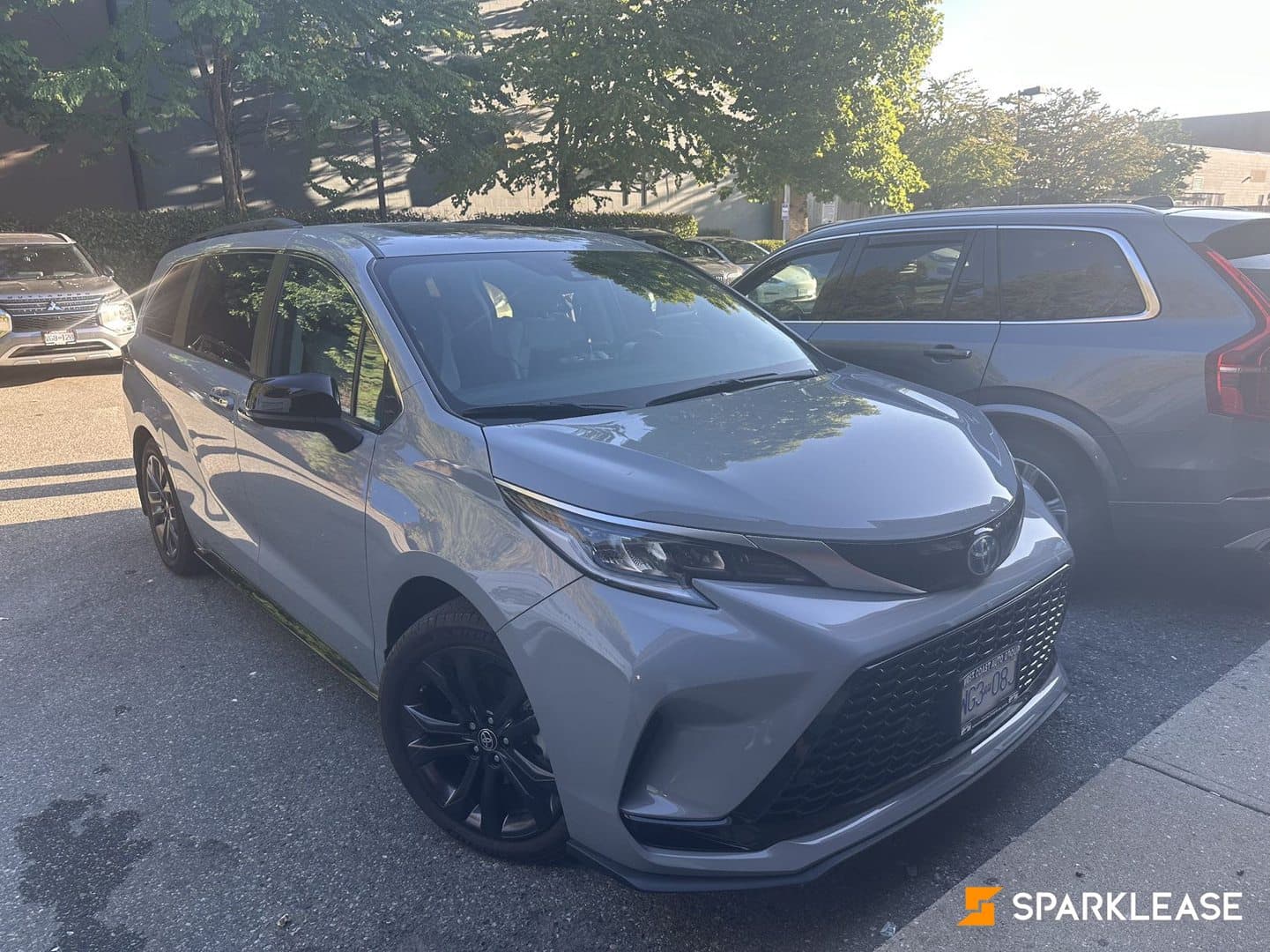 2024 Toyota Sienna XSE 7-Passenger FWD