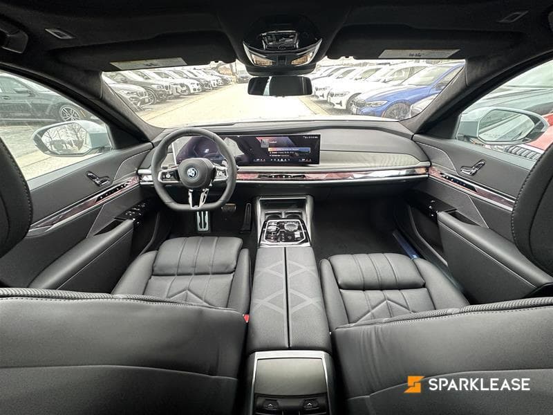 2024 BMW 7 Series 750e xDrive Sedan