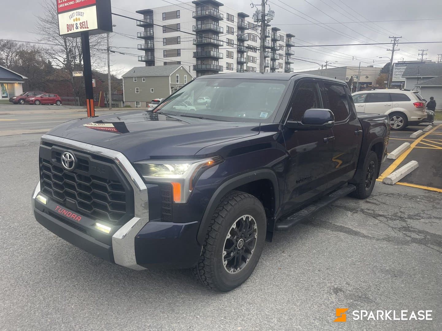 2022 Toyota Tundra 4x4 Crewmax SR5 Long Bed