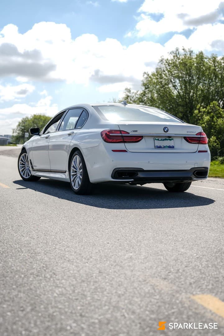 2016 BMW 7 Series 4dr Sdn 750Li xDrive AWD