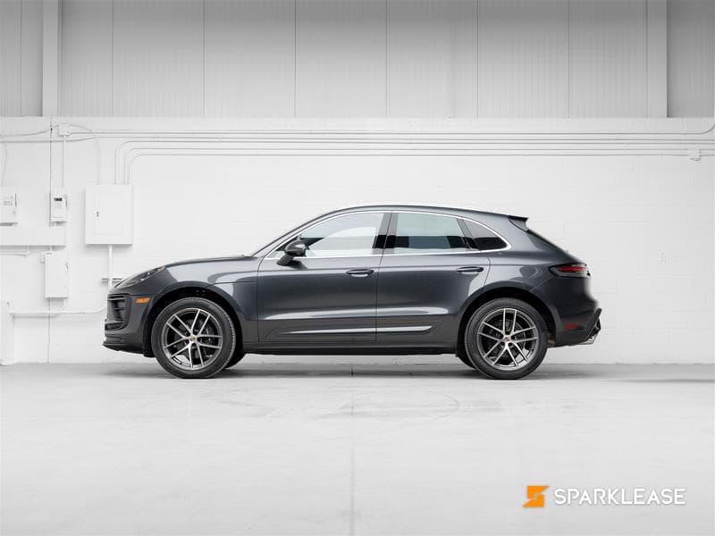 2023 Porsche Macan AWD