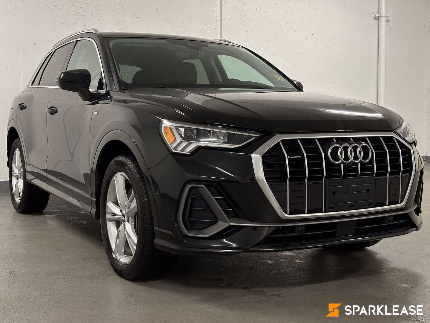 2021 Audi  Q3  Technik 45 TFSI quattro 