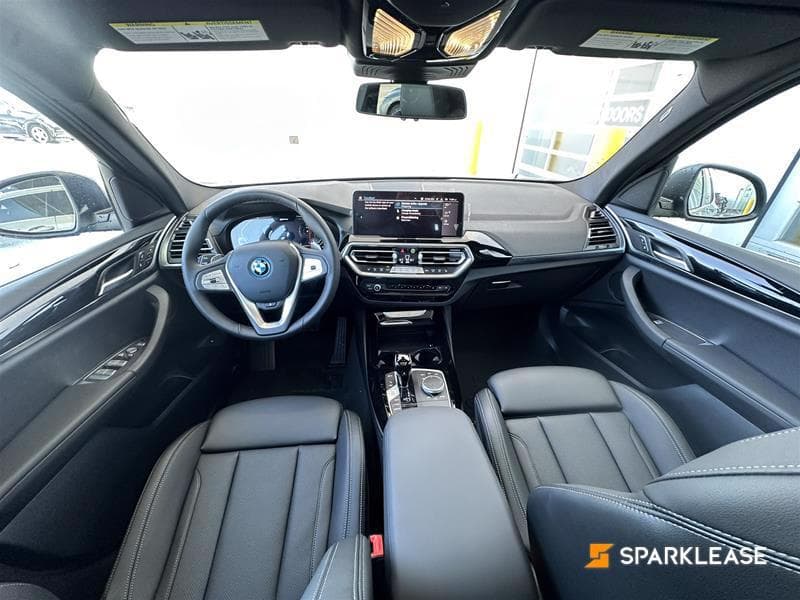 2024 BMW X3 xDrive30e Plug-In Hybrid 送原厂雪胎