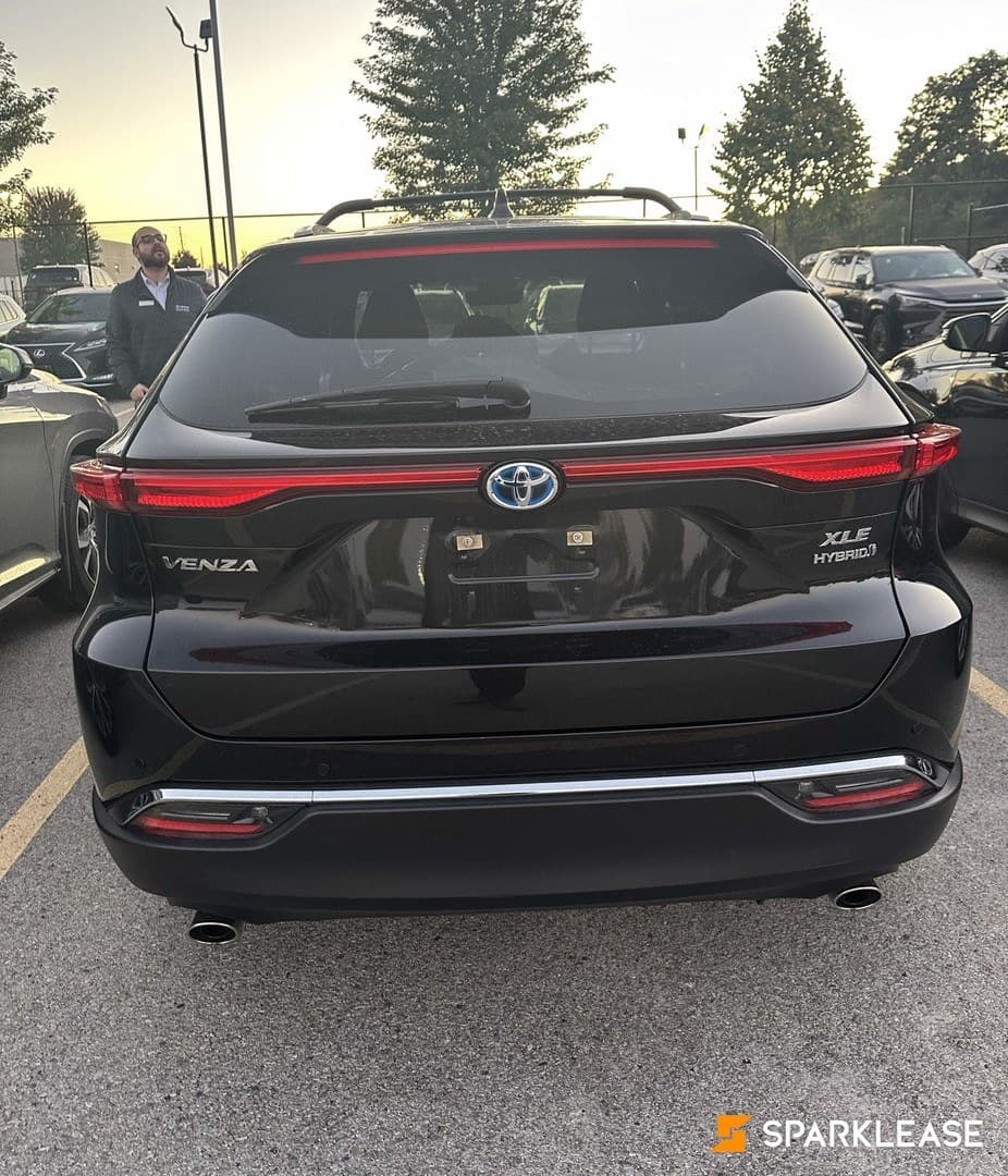 2021 Toyota Venza Hybrid XLE