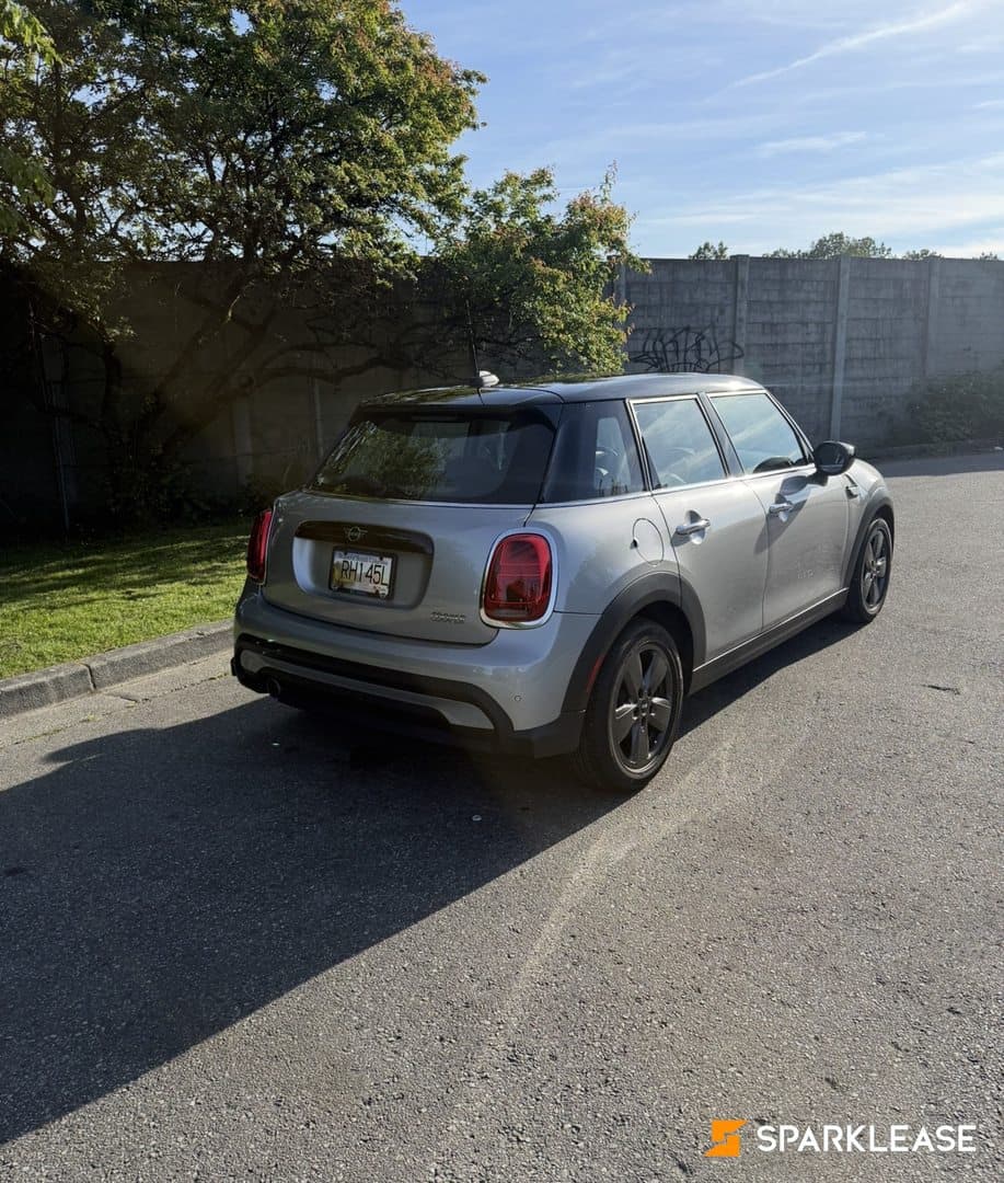 2024 MINI 5 Door Cooper FWD