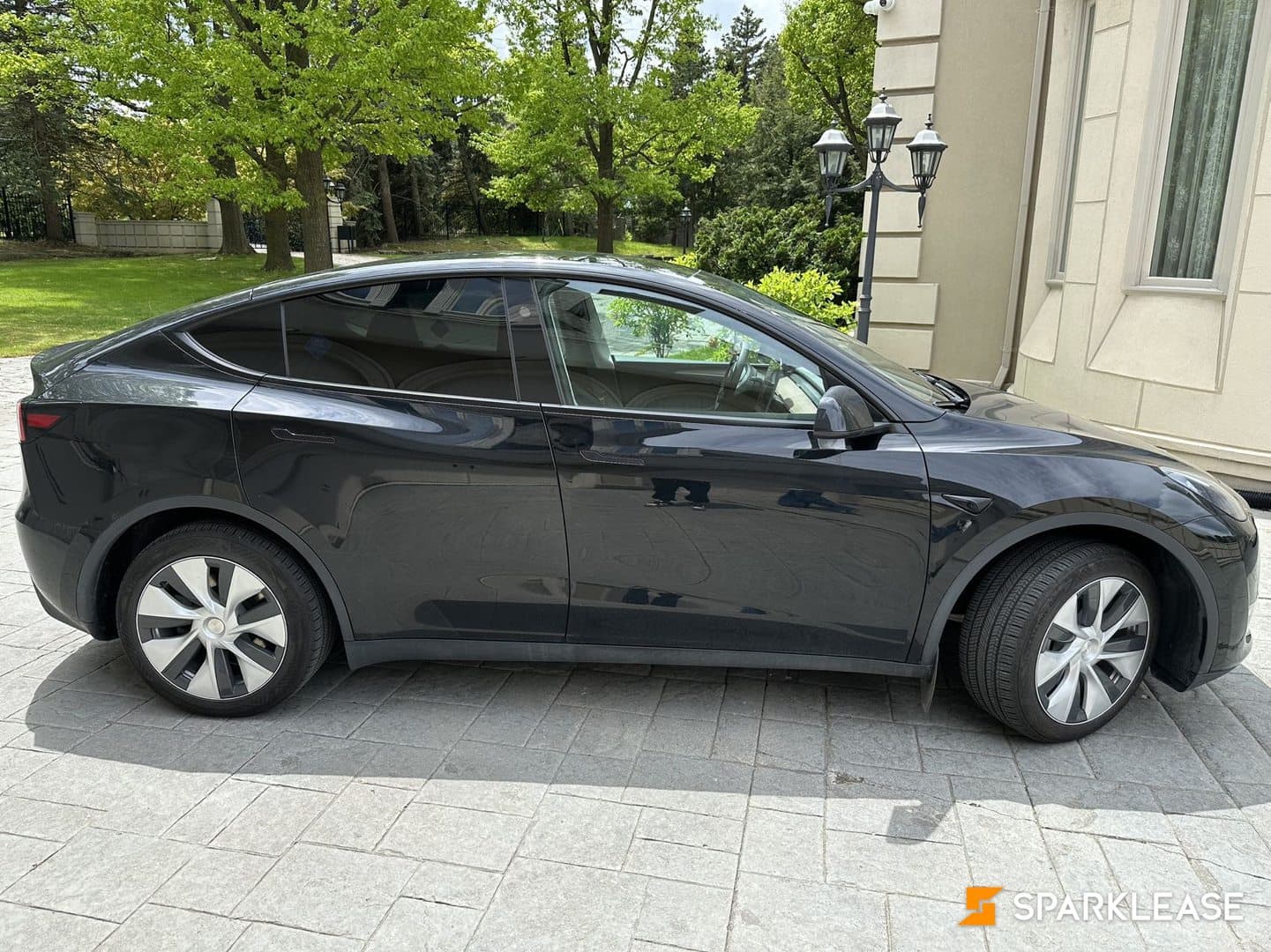 2024 Tesla Model Y Long Range AWD