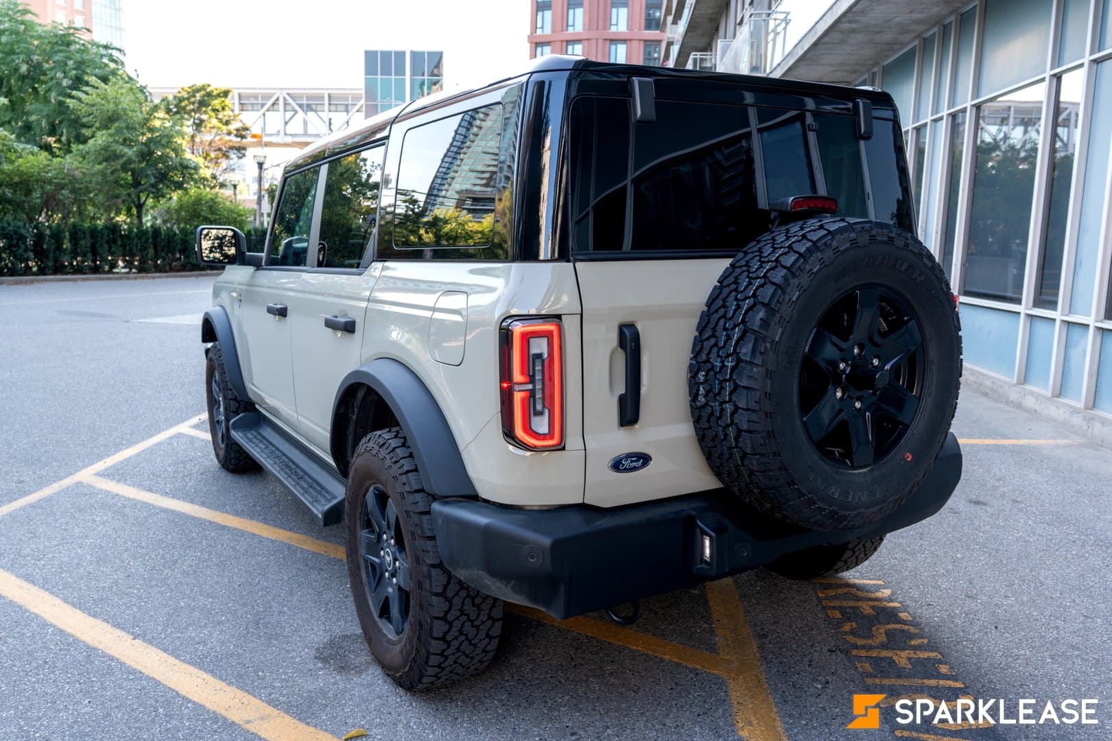 2025 Ford Bronco Outer Banks 4 Door 4x4