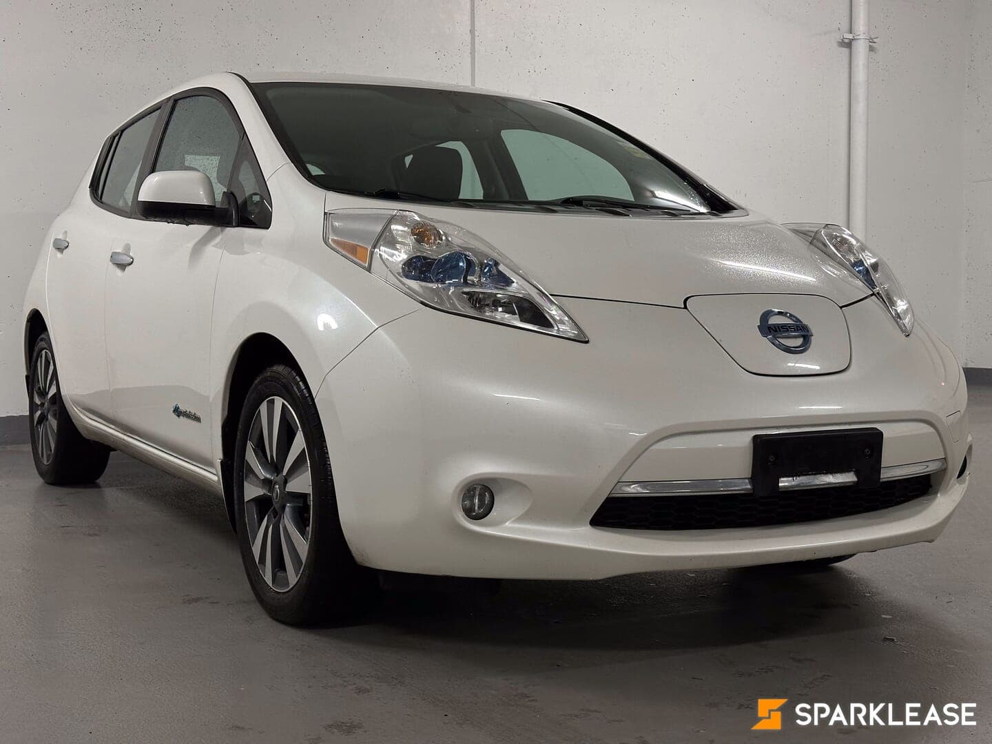 2016 Nissan  LEAF  4dr HB SL 