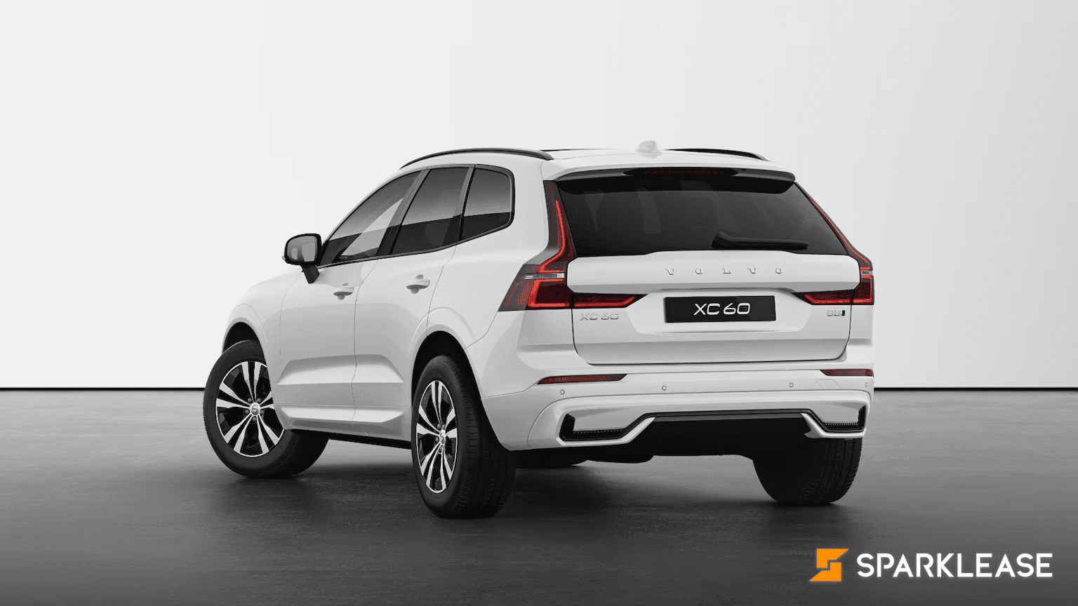 2025 Volvo XC60 B5 AWD Core Dark Theme