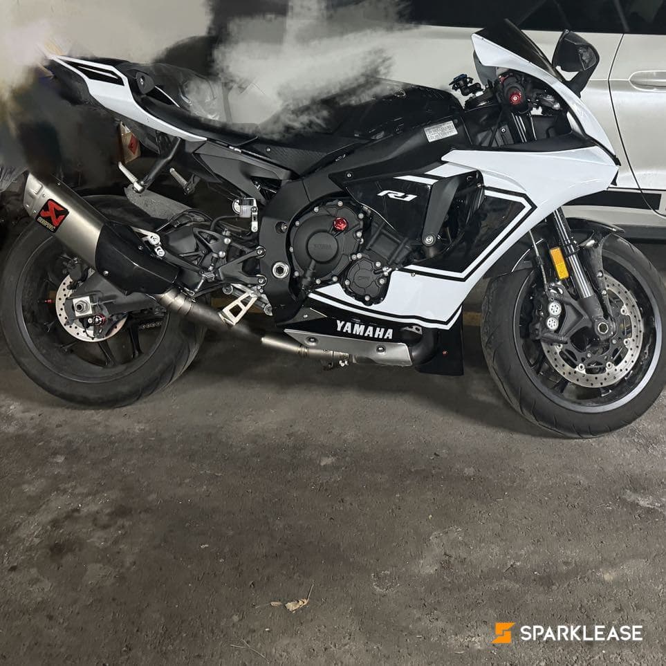 2017 Yamaha R1