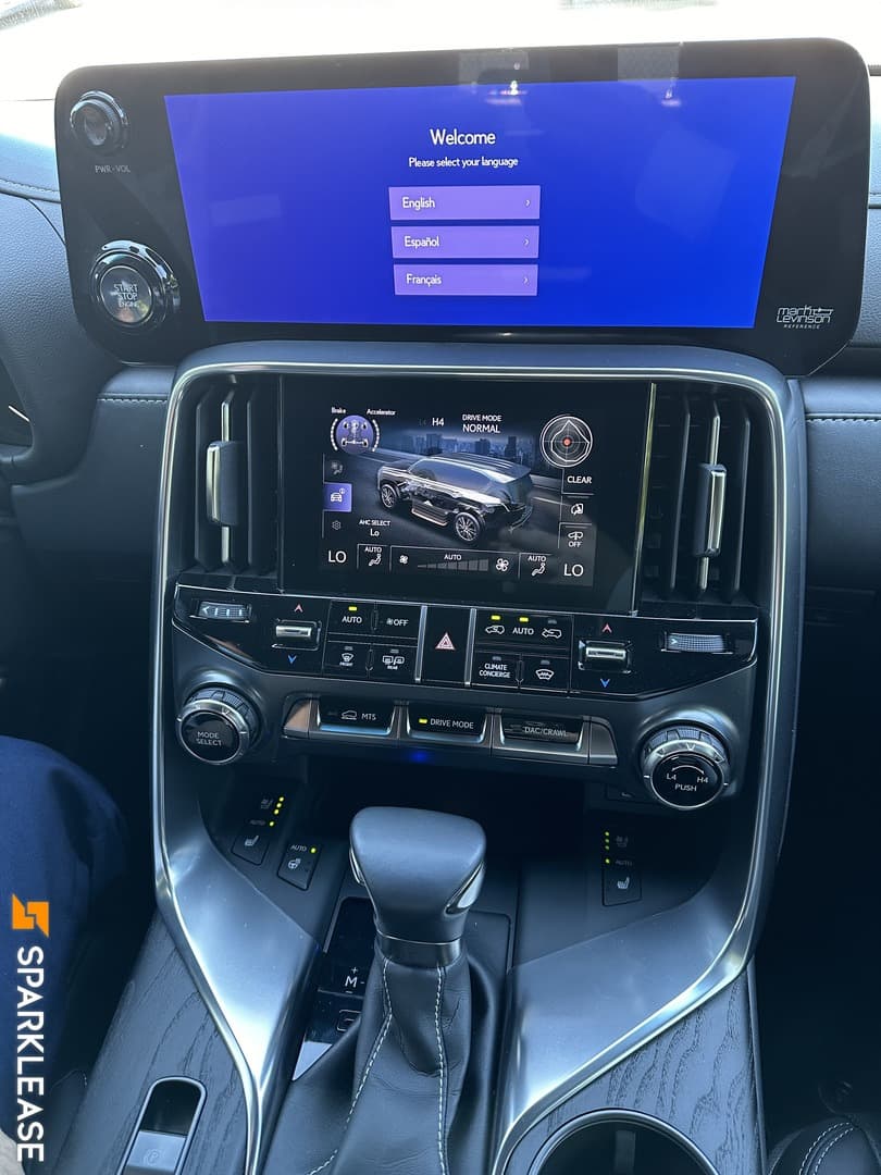 2022 Lexus  LX 