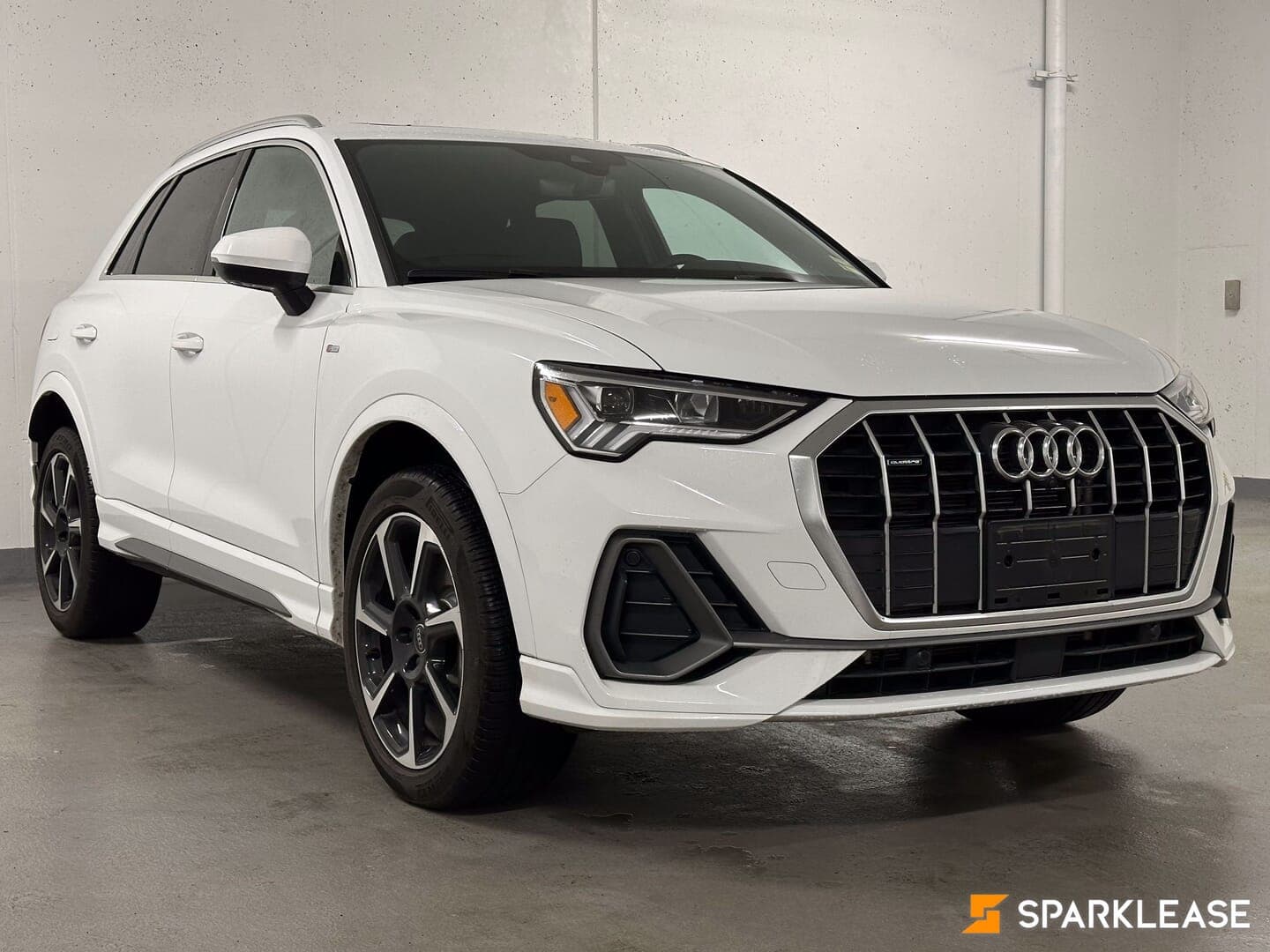 2024 Audi  Q3  Technik 45 TFSI quattro 