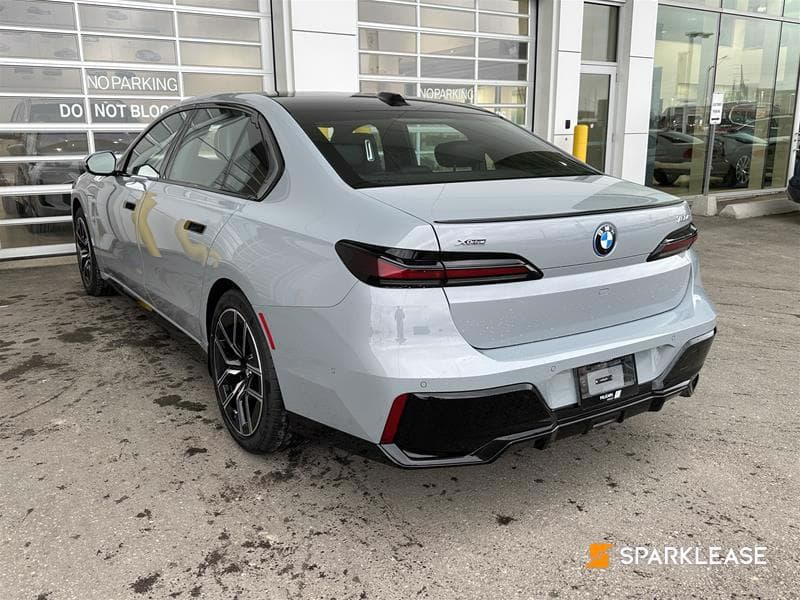 2024 BMW 7 Series 750e xDrive Sedan