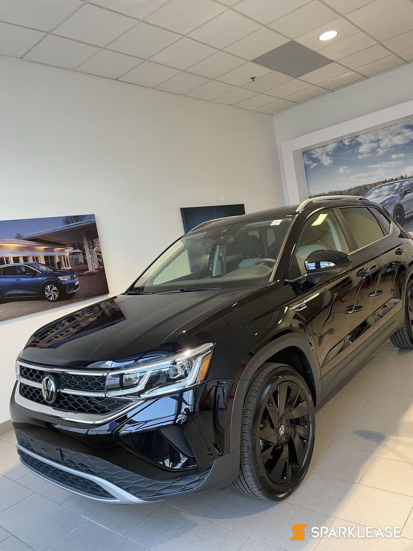 2023 Volkswagen Taos Highline 4MOTION *Ltd Avail*