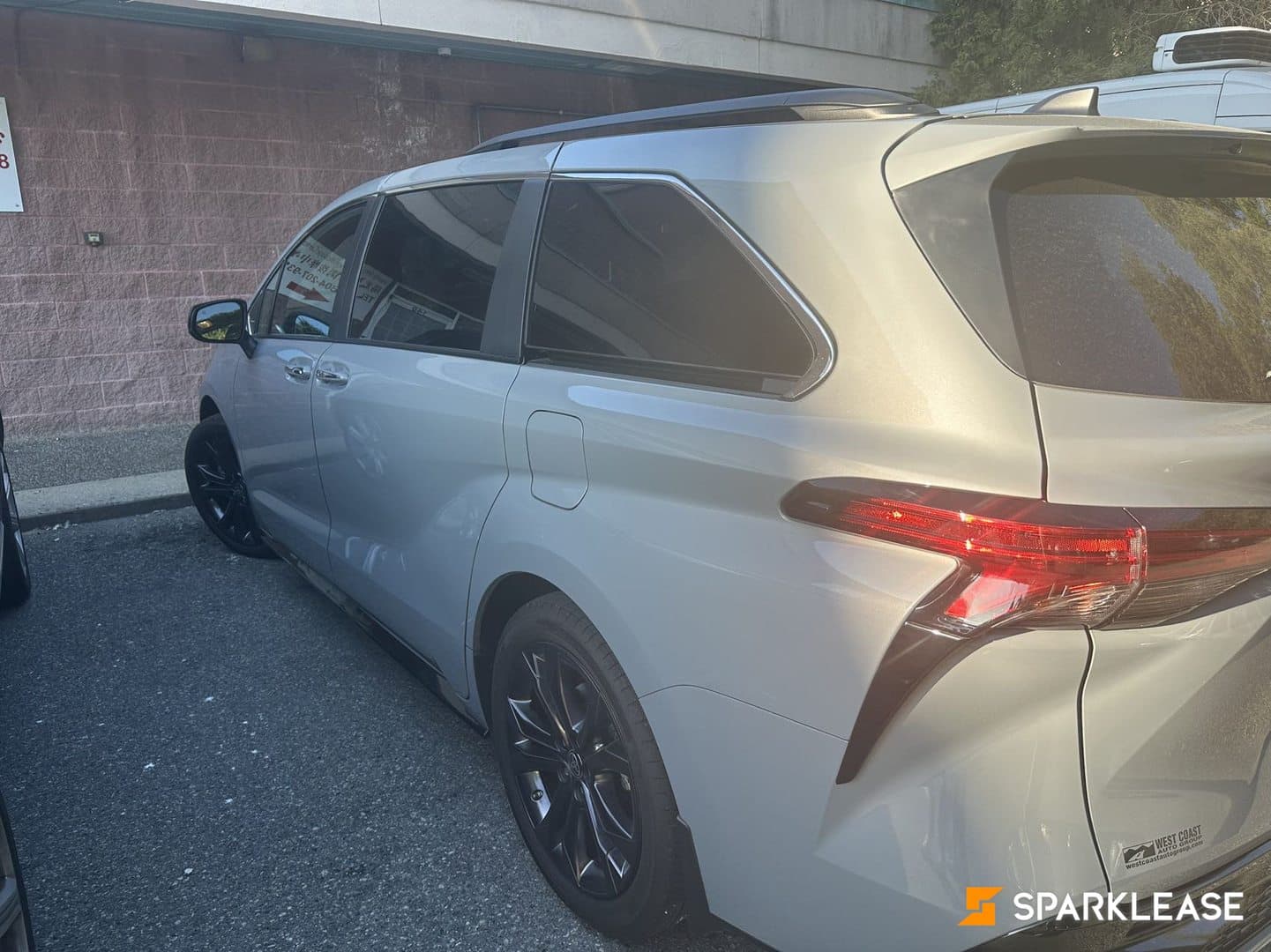 2024 Toyota Sienna XSE 7-Passenger FWD