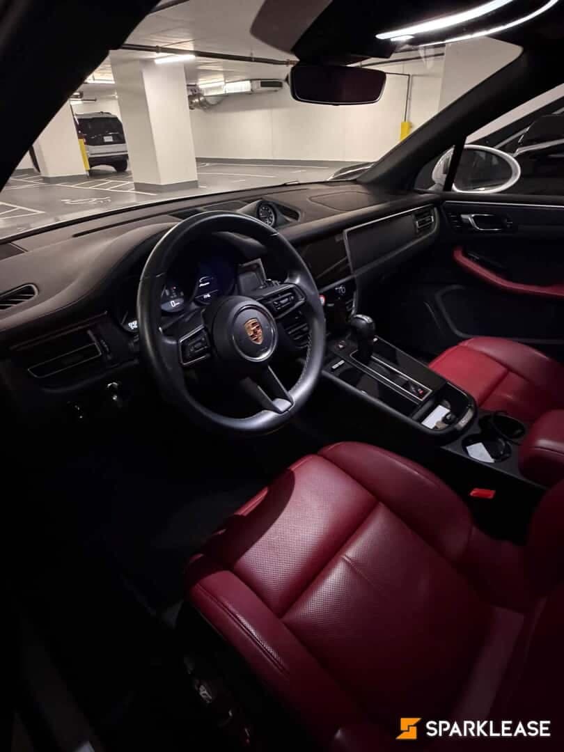 2024 Porsche Macan AWD