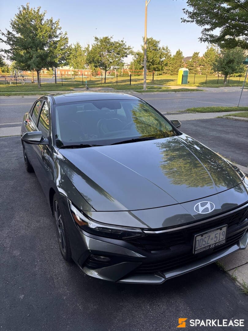 2024 Hyundai Elantra Luxury IVT