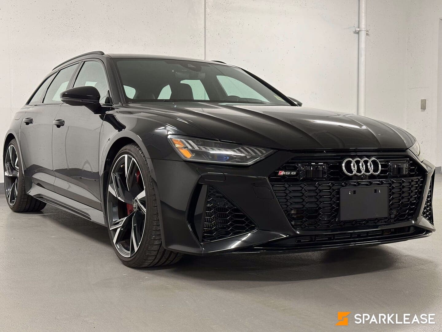 2023 Audi  RS 6 Avant  4.0 TFSI quattro 