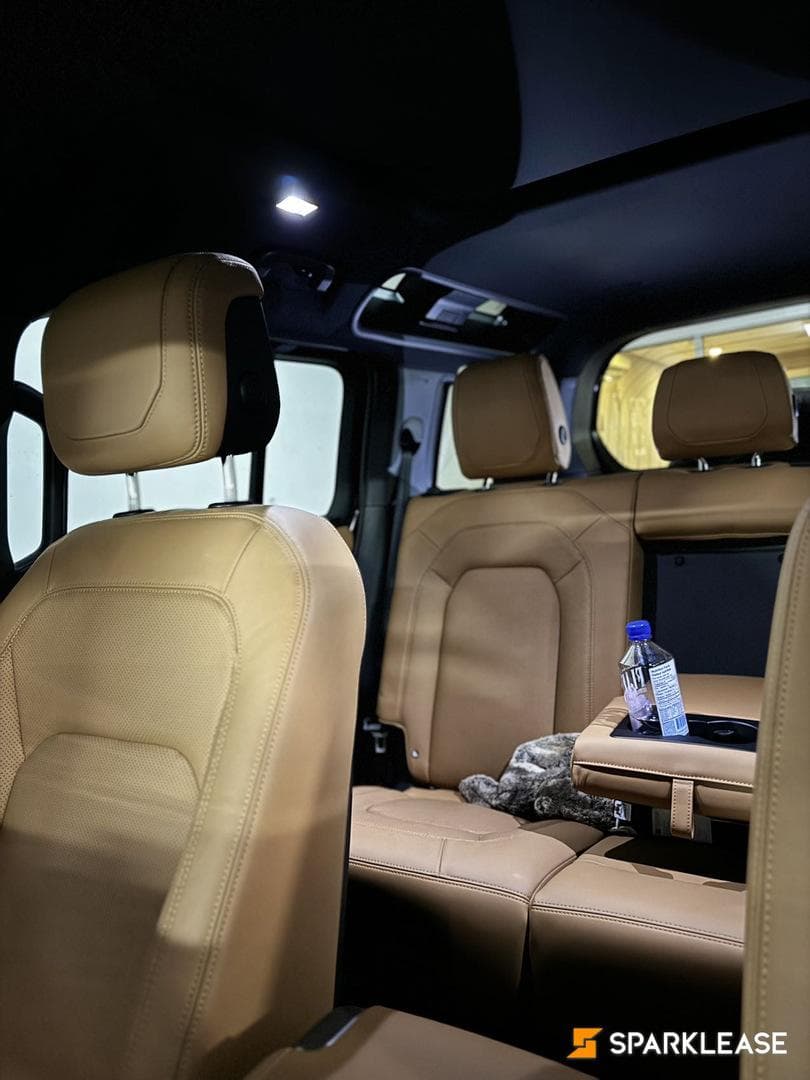 2023 Land Rover Defender 110 V8 AWD