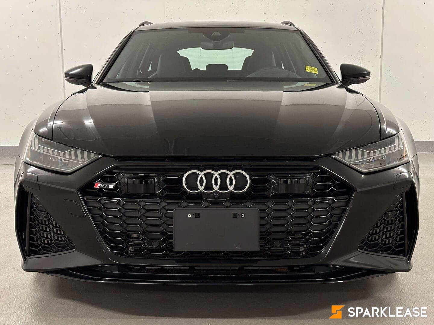 2023 Audi  RS 6 Avant  4.0 TFSI quattro 
