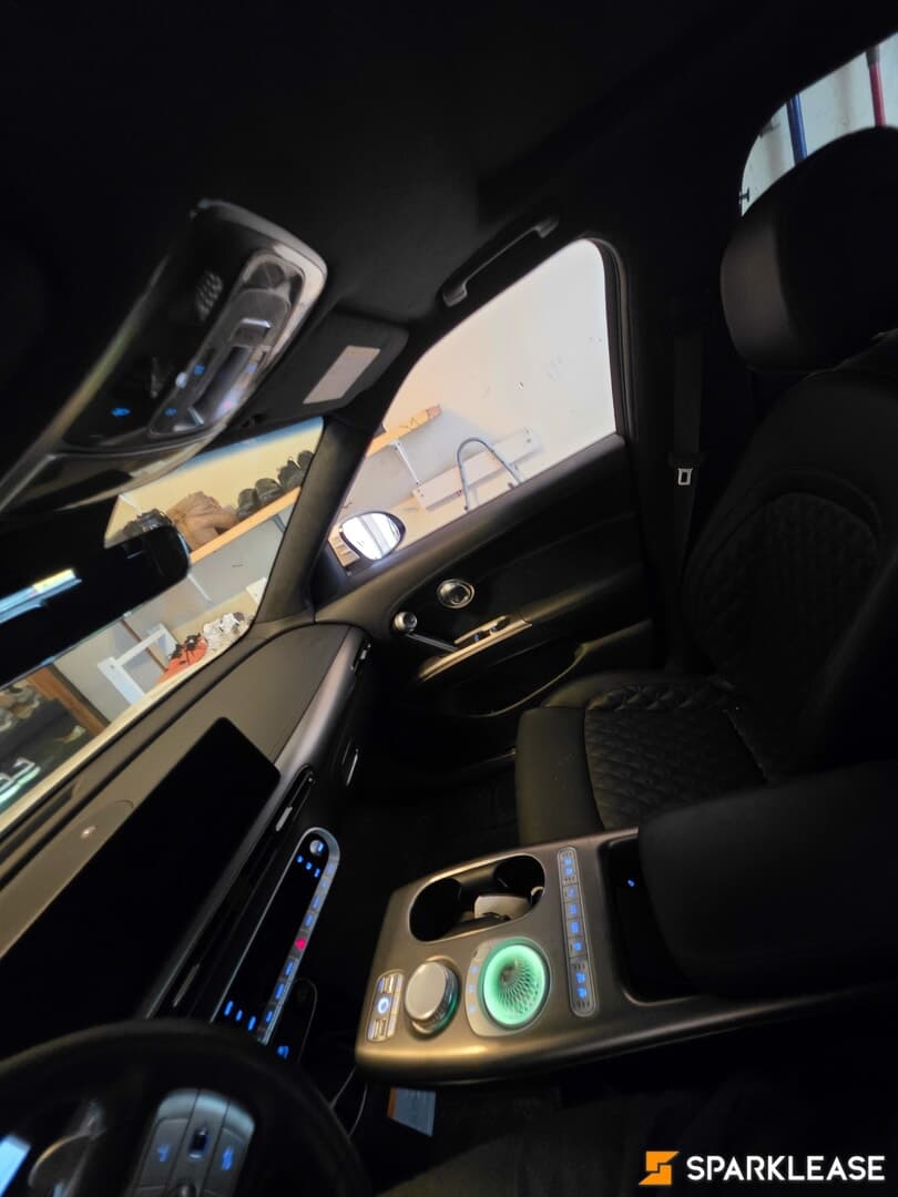 2024 Genesis GV60 Advanced AWD