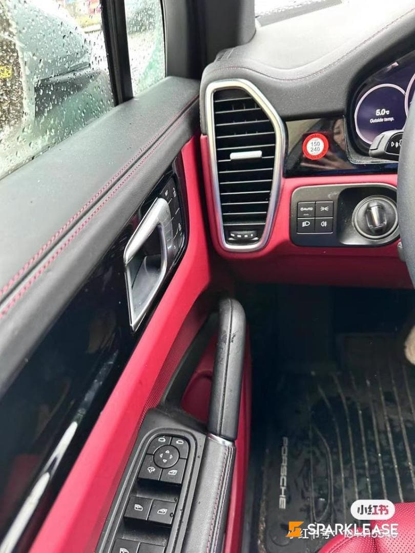 2023 Porsche Cayenne AWD