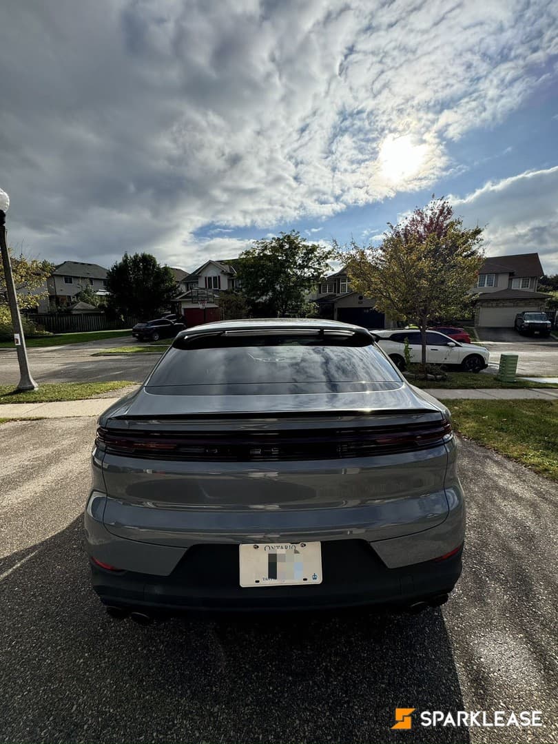 2024 Porsche Cayenne Coupe AWD