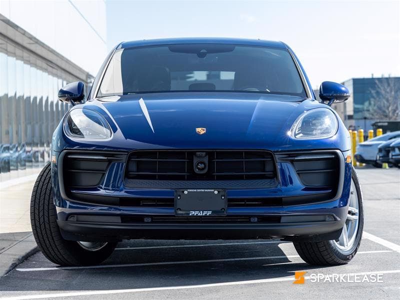 2023 Porsche Macan AWD