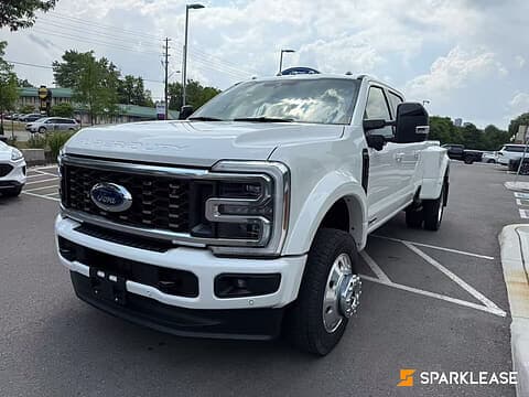 2025 Ford Super Duty F-450 DRW XLT 4WD Crew Cab 203" WB 84" CA