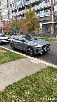 2024 Volvo XC60 B5 AWD Plus Dark Theme