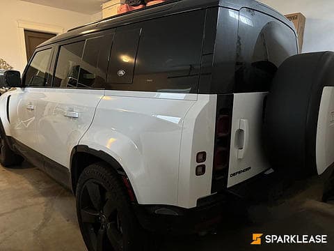 2024 Land Rover Defender 110 P400 X-Dynamic SE