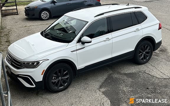 23Volkswagen Tiguan