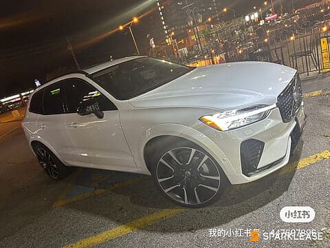 2023 Volvo XC60 B6 AWD Ultimate Dark Theme