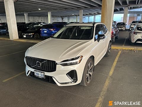 2024 Volvo XC60 B5 AWD Ultimate Dark Theme