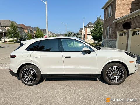2023 Porsche Cayenne AWD