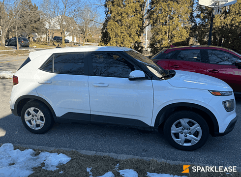 2023 Hyundai Venue Essential IVT