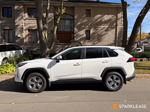2025 Toyota RAV4 XLE AWD