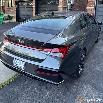2024 Hyundai Elantra Luxury IVT