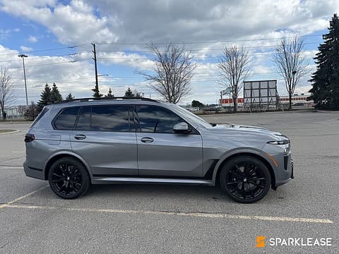 2024 BMW X7 xDrive40i Sports Activity Vehicle